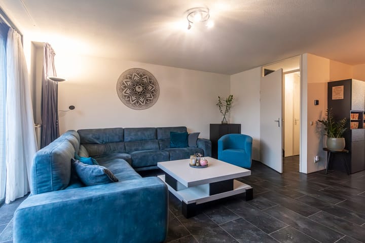 Foto 13 van Middenweg 102