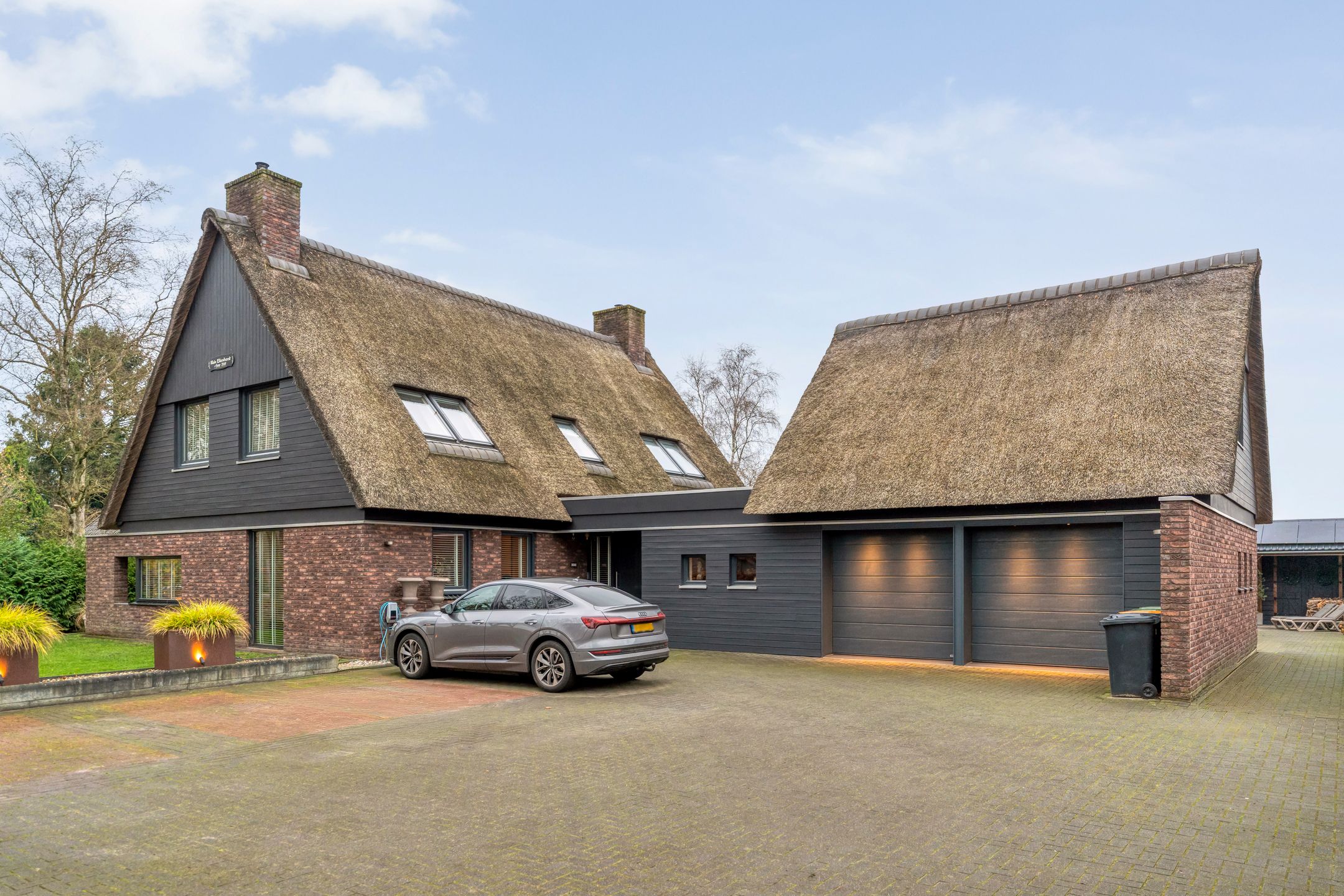 Hollandscheveldse Opg 99-A 99 a