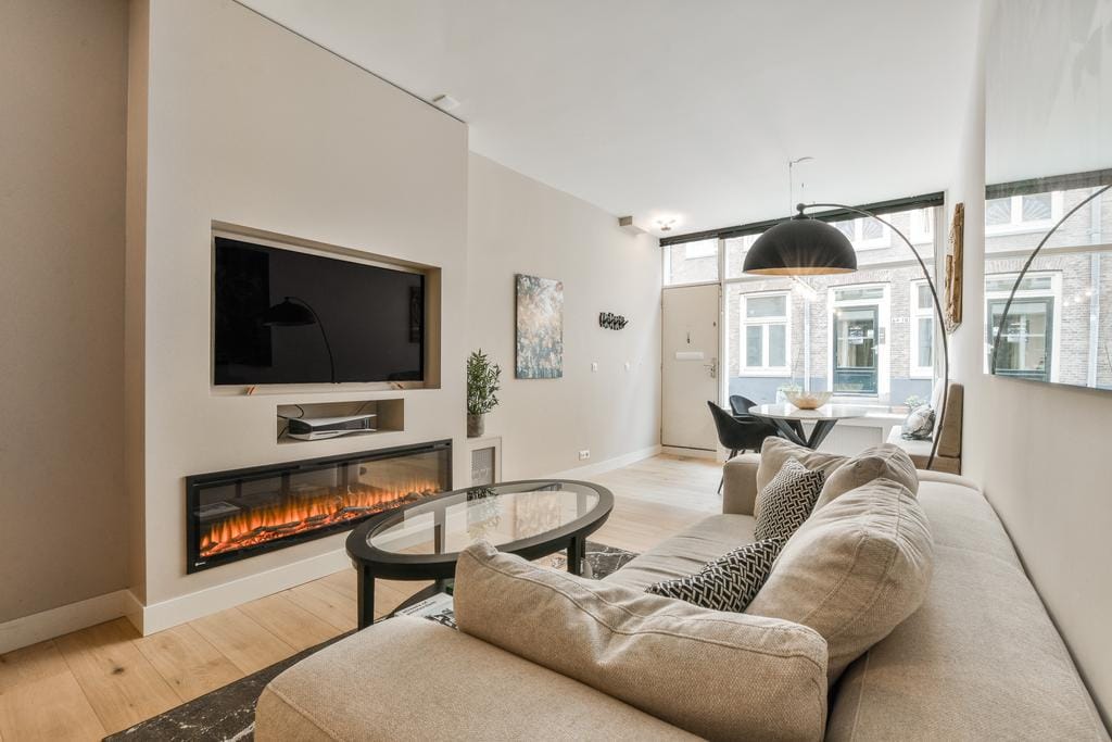 Buying a house in The Netherlands., Eerste Goudsbloemdwarsstraat 15-AH