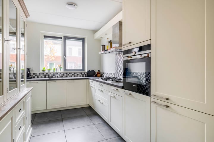 Foto 3 van Vuurvlinder 30