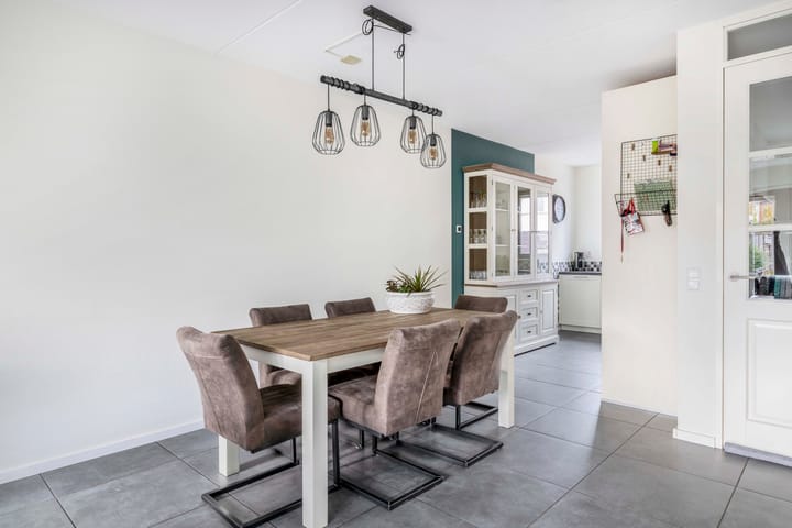 Foto 13 van Vuurvlinder 30