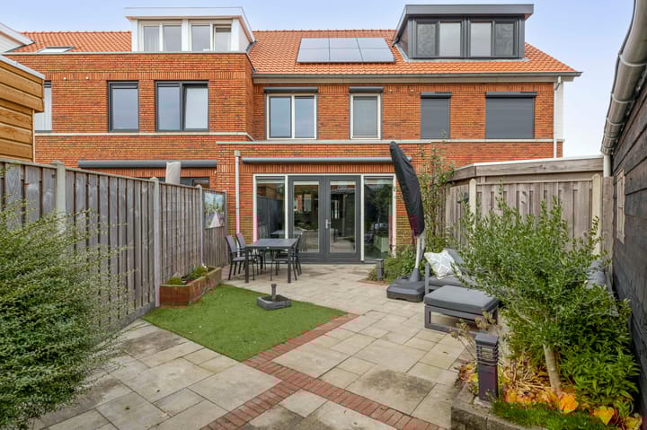 Foto 20 van Vuurvlinder 30