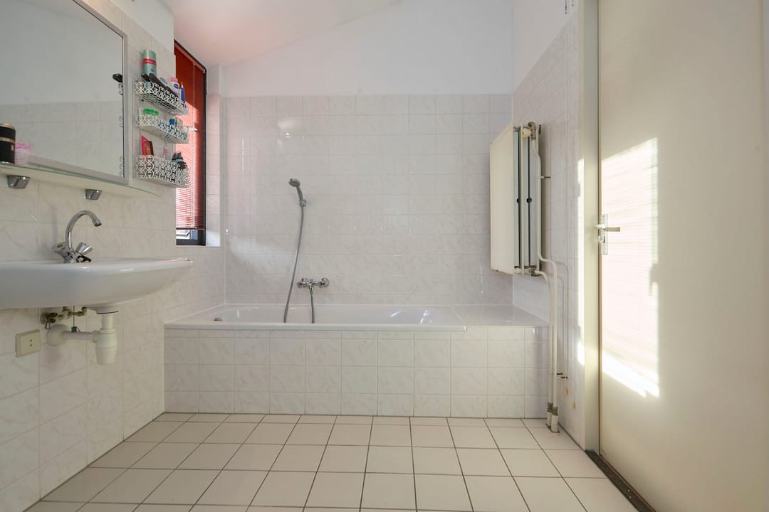 Photo 32 of Doncanstraat 35