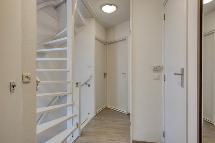 Photo 22 of J. Kruijverstraat 27