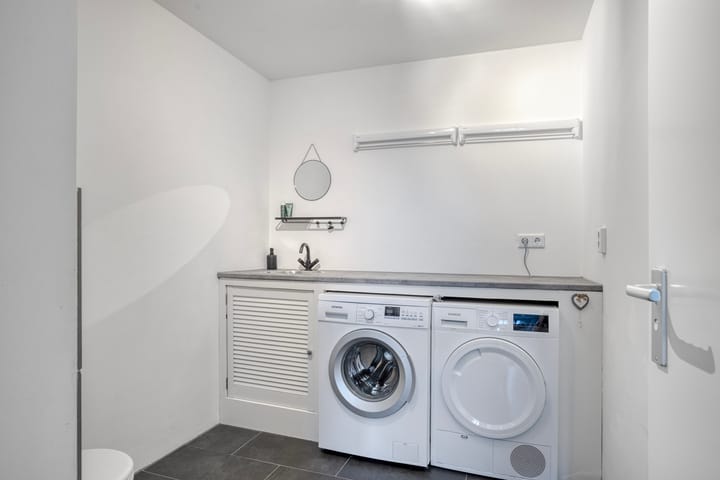 Photo 42 of J. Kruijverstraat 27