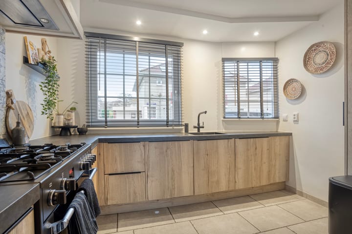 Photo 2 of J. Kruijverstraat 27