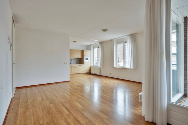 Foto 2 van Dokter Poelsstraat 1-B