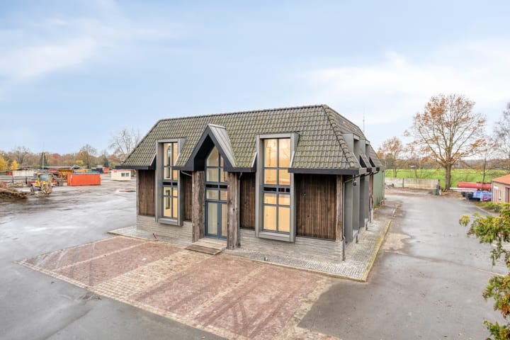 Lariestraat 25, Heeswijk-Dinther