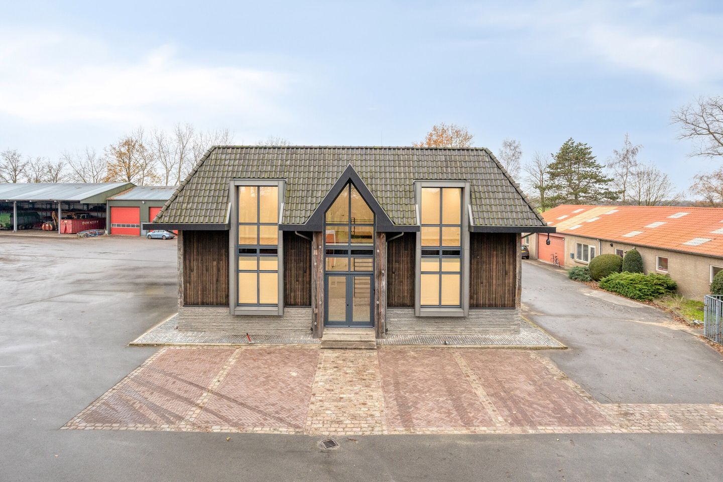 Bekijk foto 3 van Lariestraat 25