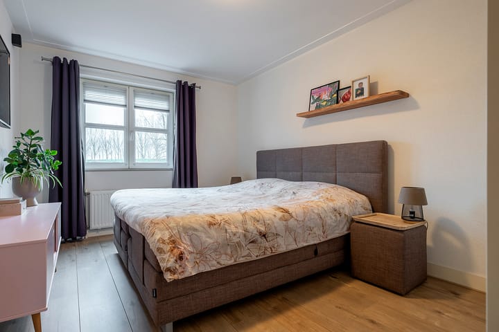 Foto 21 van Conny Stuartlaan 12