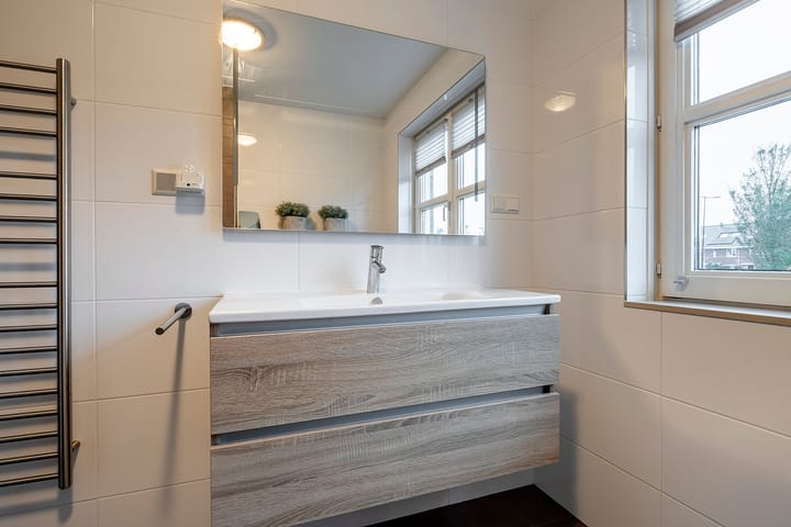 Foto 28 van Conny Stuartlaan 12