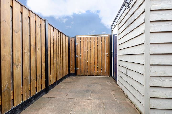 Foto 46 van Conny Stuartlaan 12