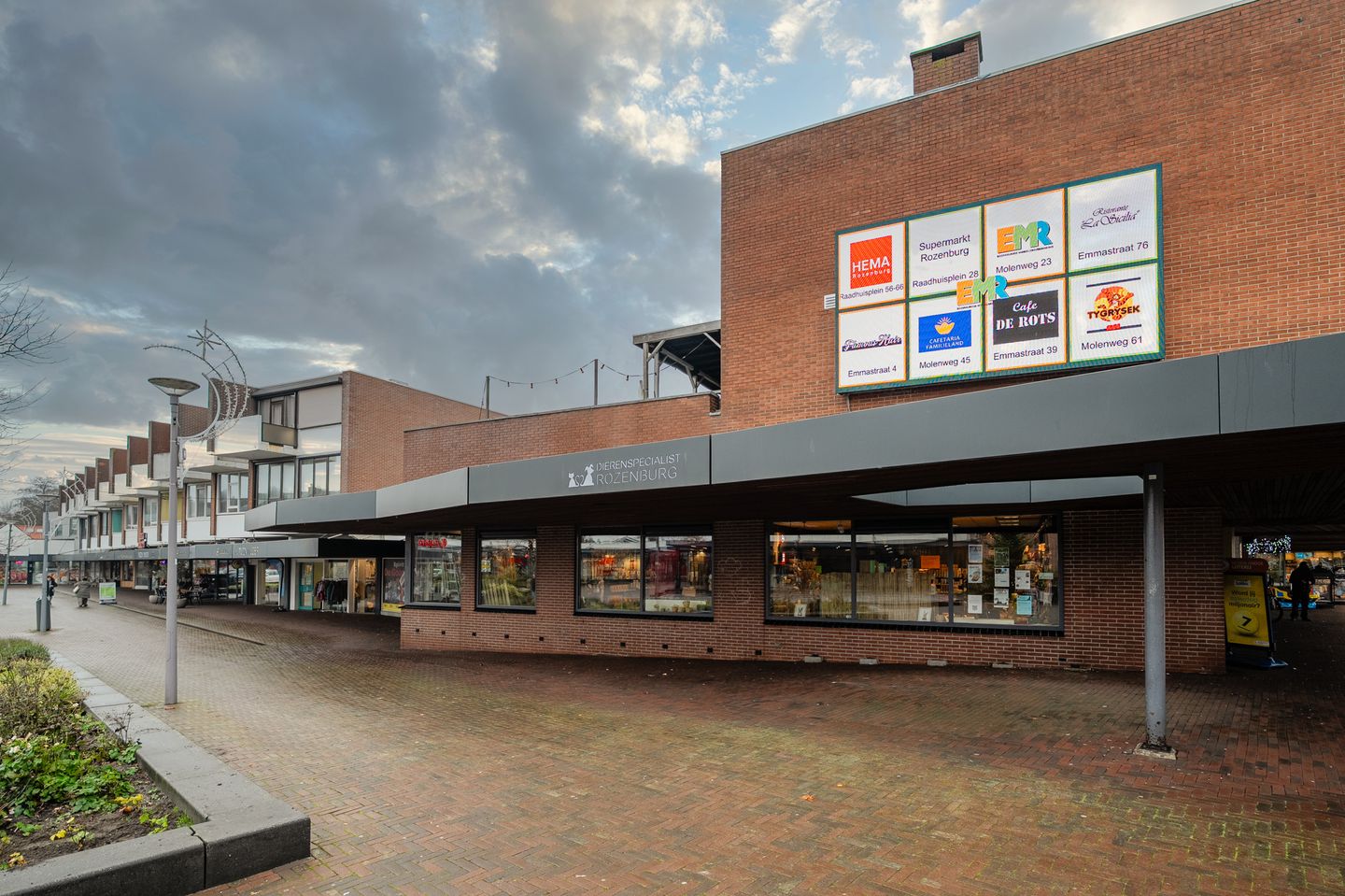 View photo 2 of Molenweg 57