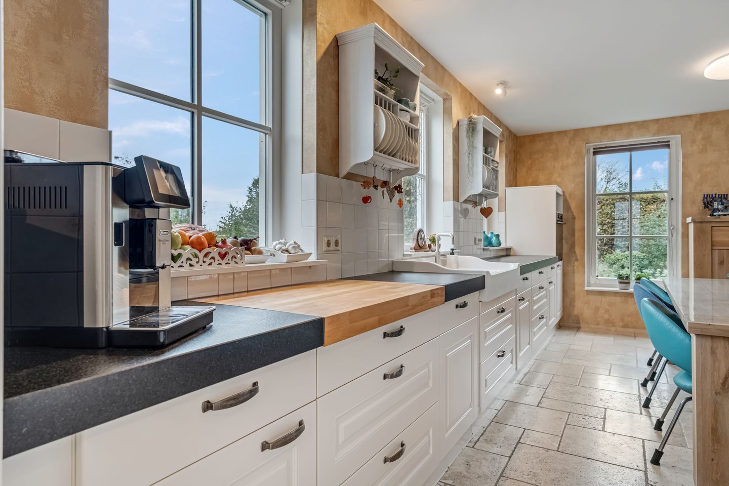 Photo 19 of Bredestraat 3