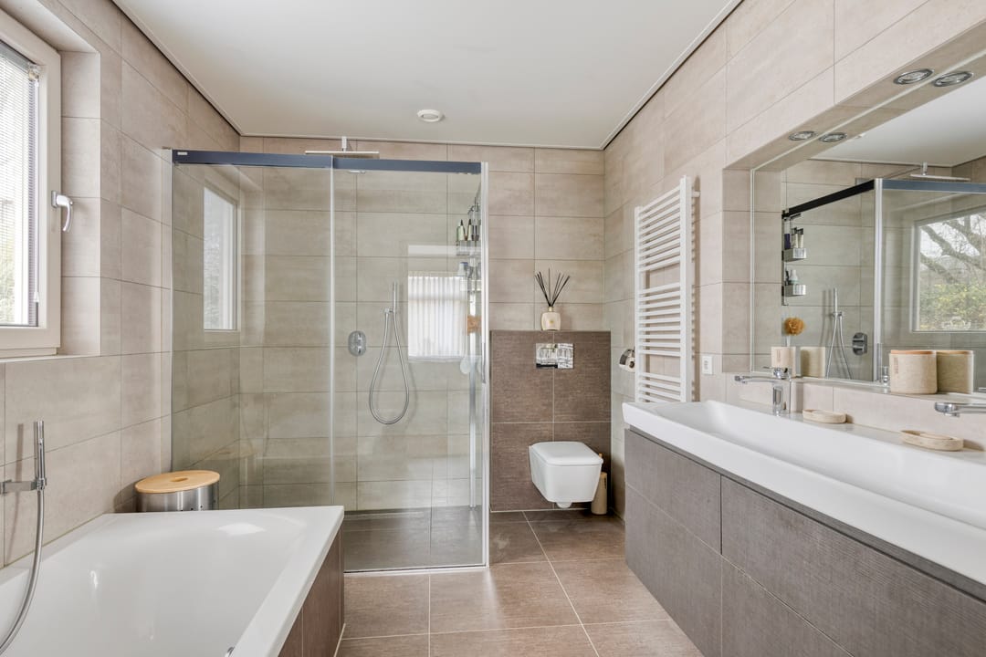 Photo 22 of Acacia 36