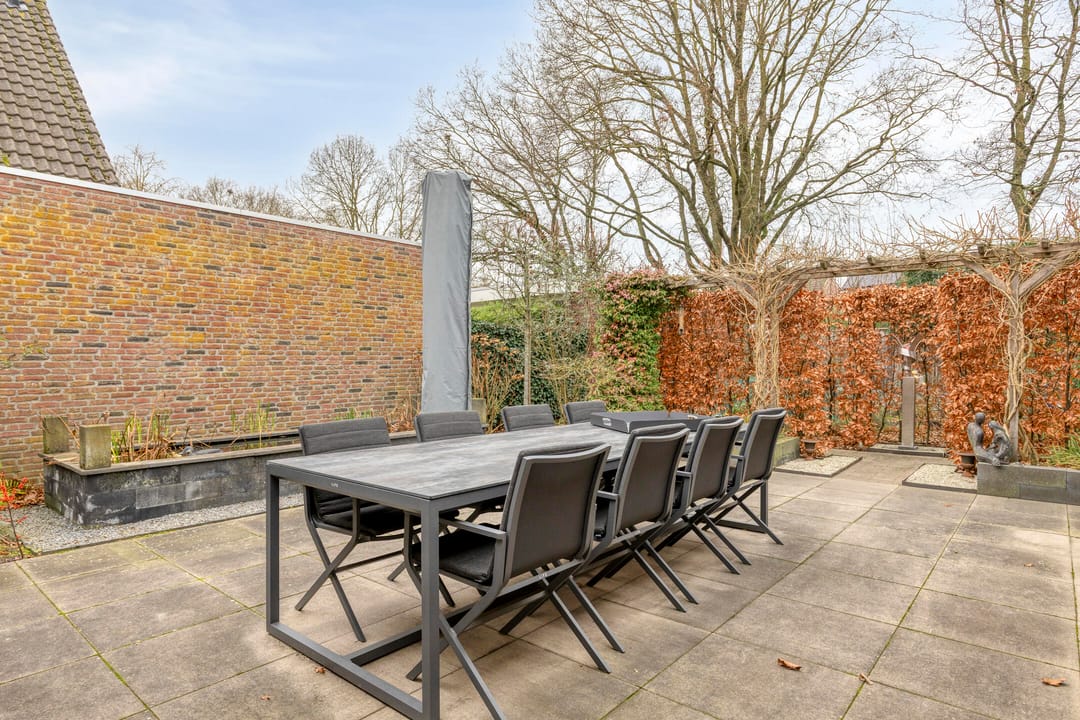 Photo 31 of Acacia 36