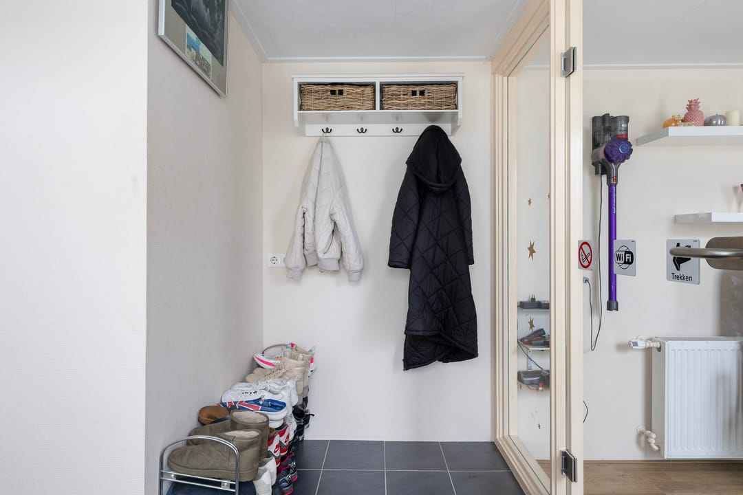 Foto 7 van Reinder Brolsmawei 10