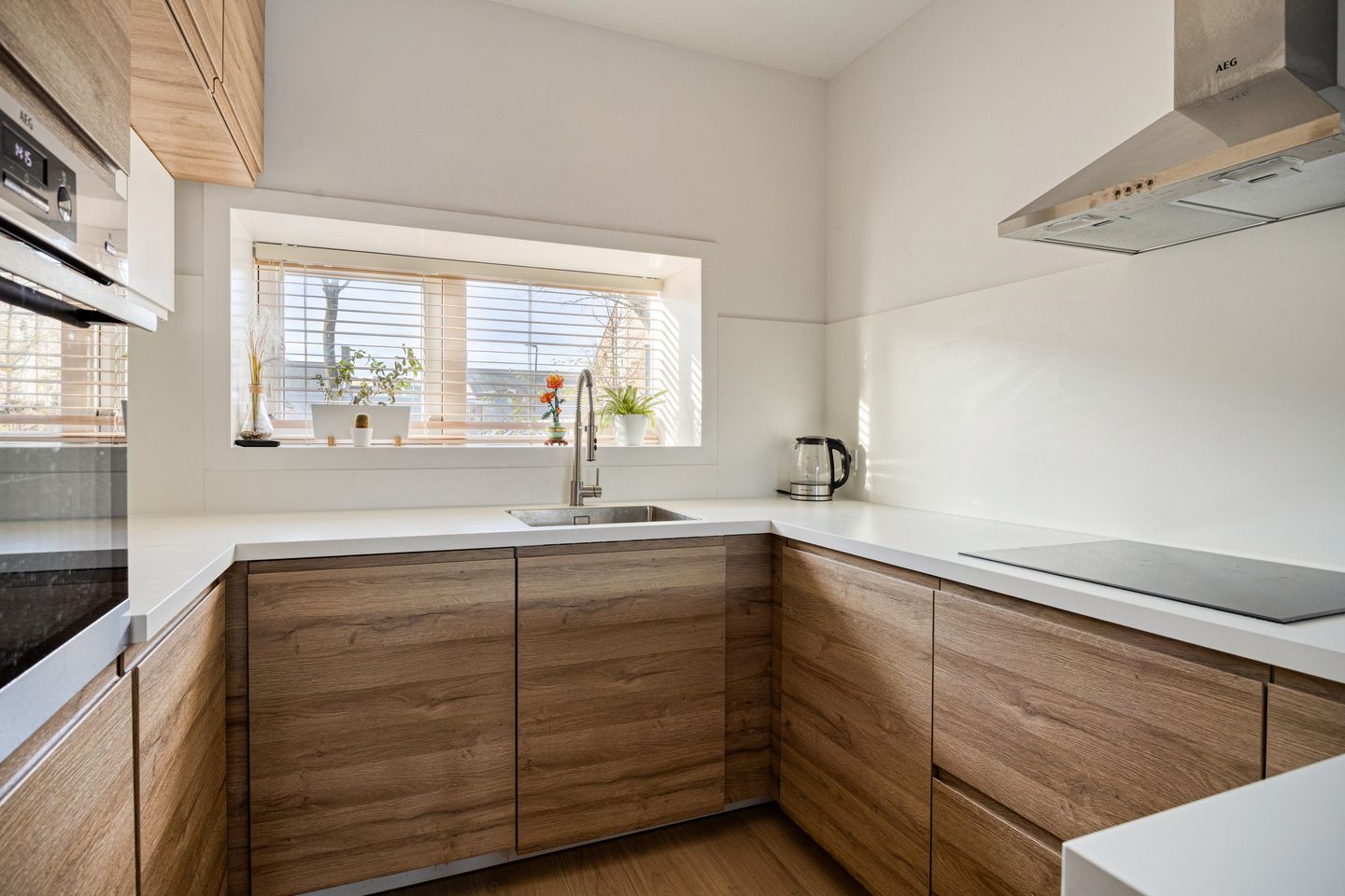 Photo 10 of Rijksstraatweg 54-F