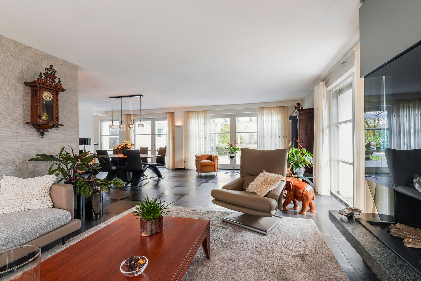 Photo 10 of Maasland 40