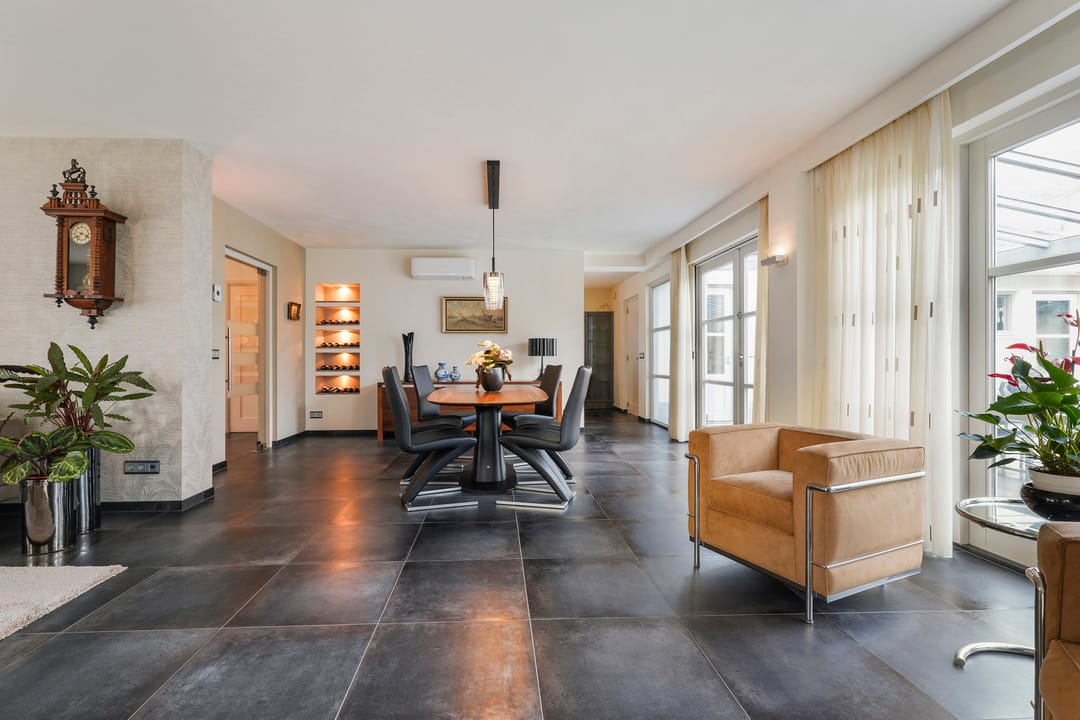 Photo 11 of Maasland 40