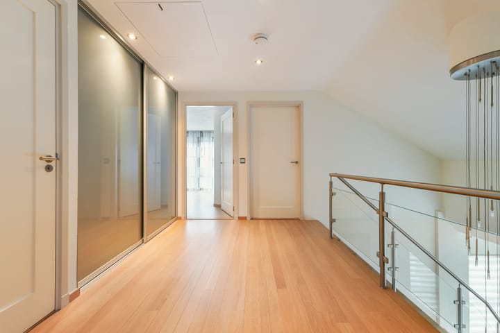 Photo 16 of Maasland 40