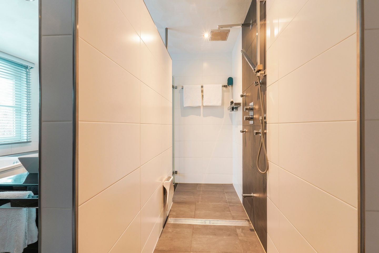 Photo 20 of Maasland 40