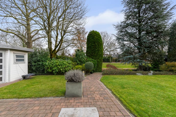 Photo 33 of Maasland 40