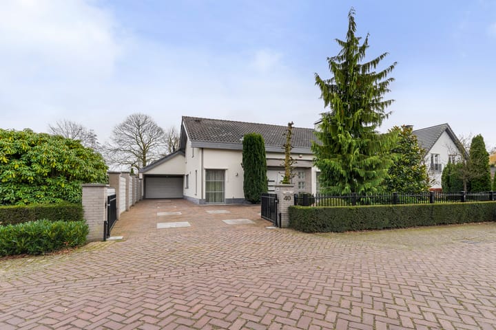 Photo 43 of Maasland 40