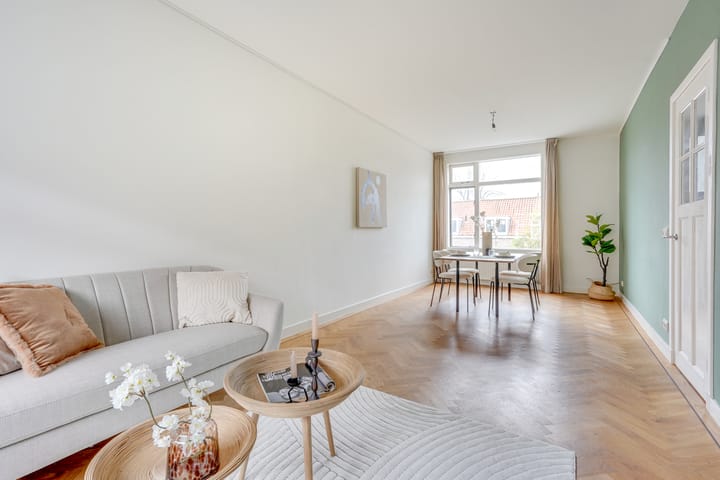 Photo 2 of Linnaeusstraat 56-BS