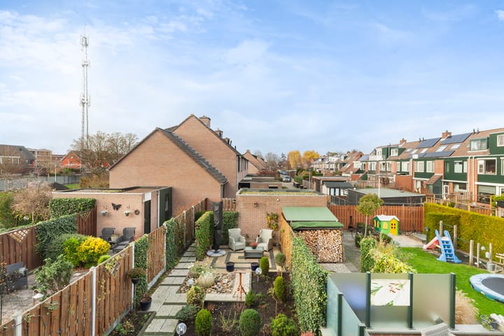 Foto 37 van Krulmos 30