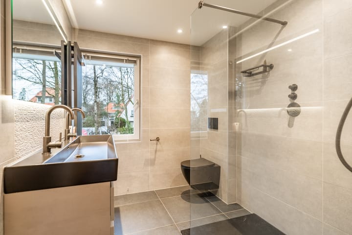 Photo 34 of Welgelegenlaan 27