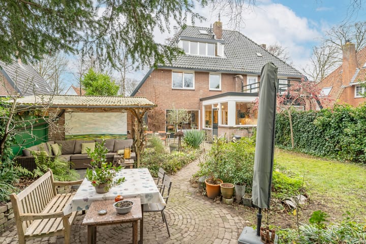 Photo 52 of Welgelegenlaan 27