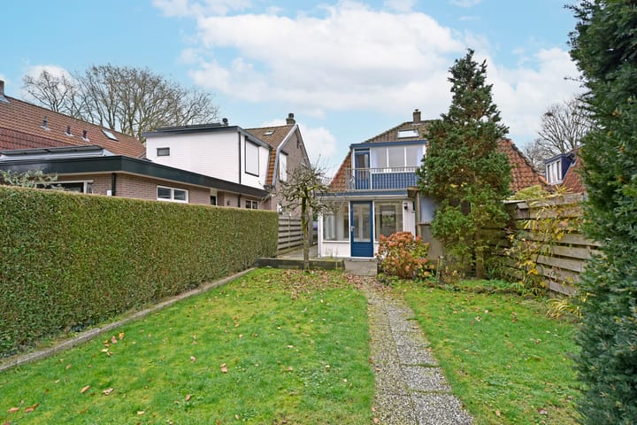 Photo 12 of Montroselaan 44