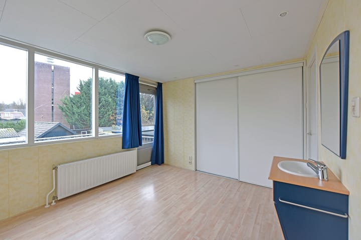 Photo 18 of Montroselaan 44