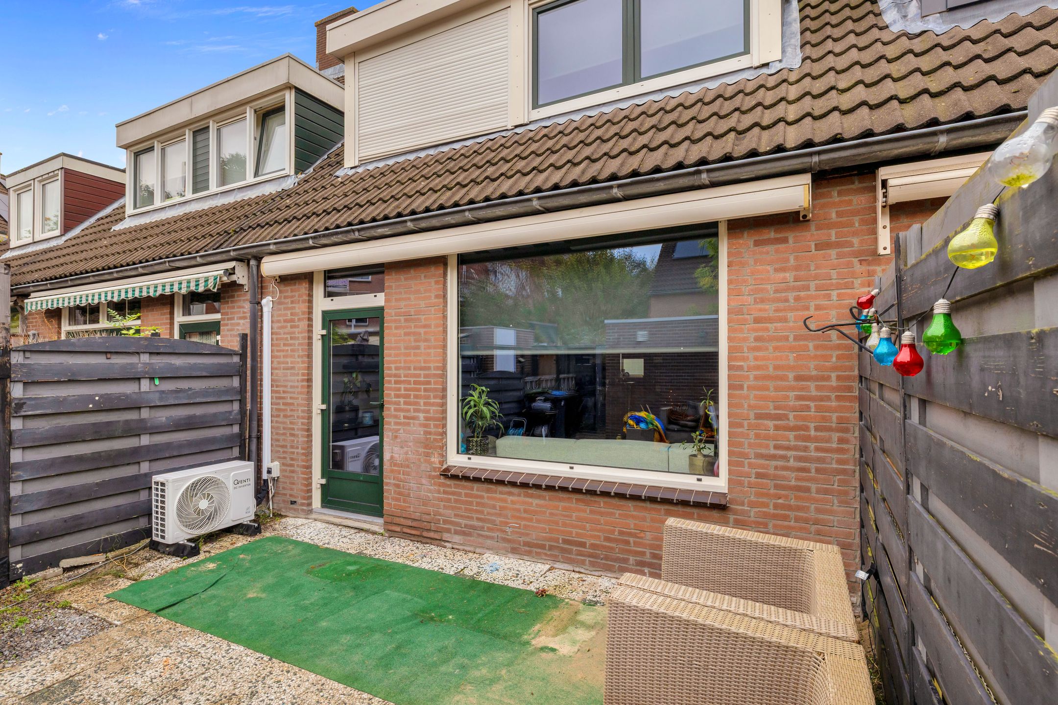 Photo 21 of Jasmijn 15