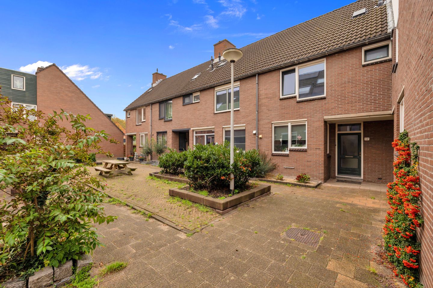 Photo 40 of Jasmijn 15