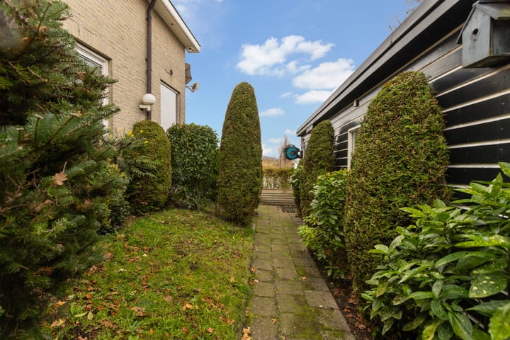 Foto 9 van Middelblok 77