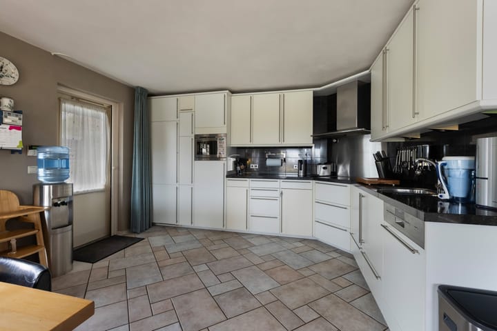 Foto 19 van Middelblok 77