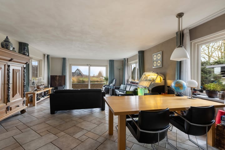 Foto 22 van Middelblok 77