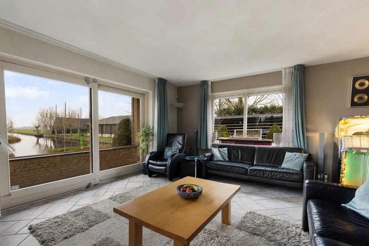 Foto 25 van Middelblok 77