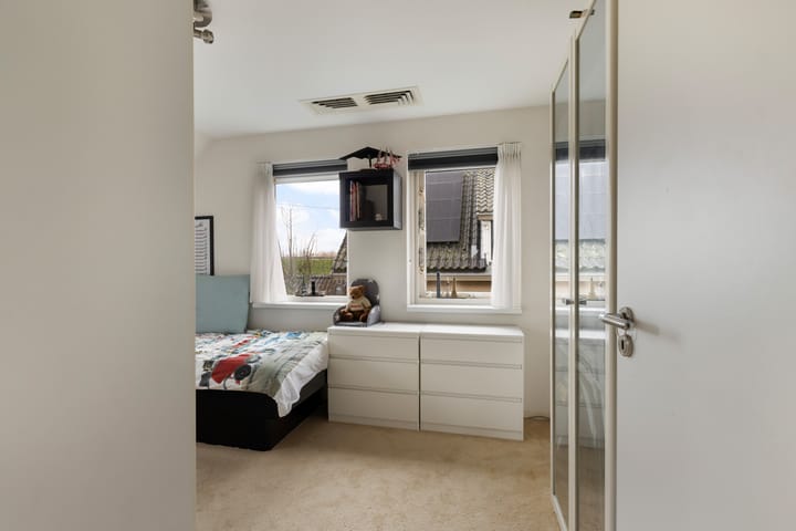 Foto 33 van Middelblok 77