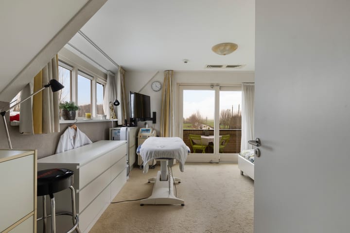 Foto 36 van Middelblok 77