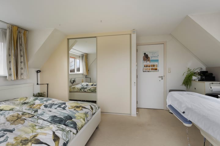 Foto 41 van Middelblok 77