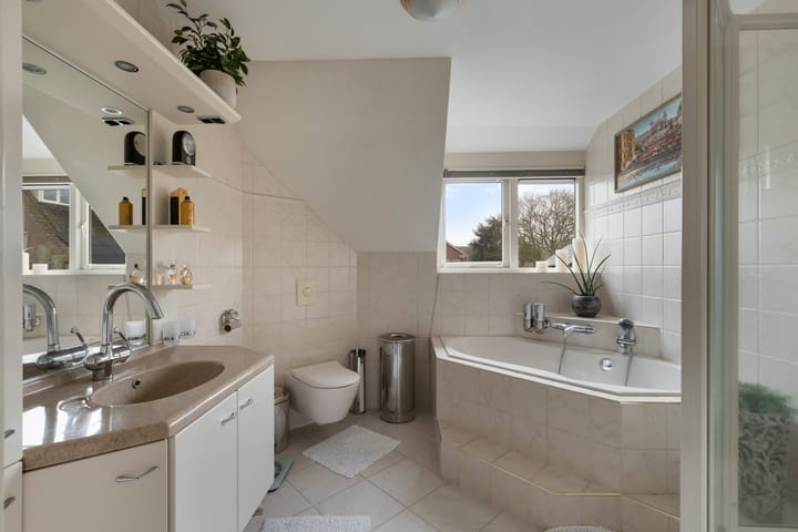 Foto 45 van Middelblok 77