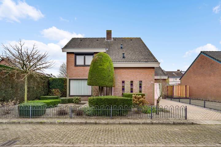 Photo 7 of Zouavenstraat 1-A