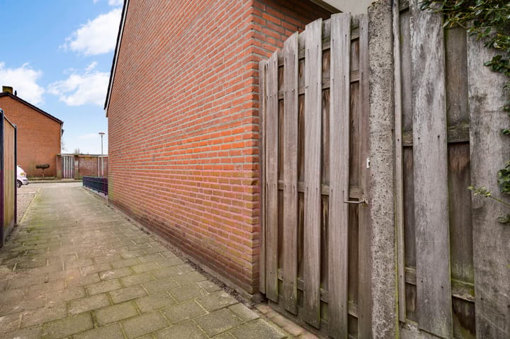 Photo 12 of Zouavenstraat 1-A