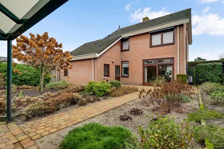 Photo 42 of Zouavenstraat 1-A