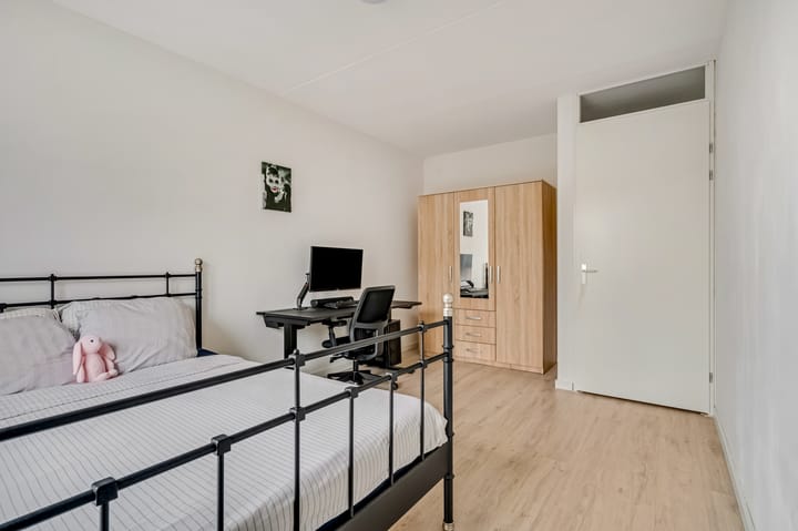 Foto 12 van Leeuwerikweide 51