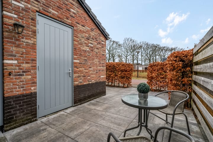 Foto 19 van Leeuwerikweide 51