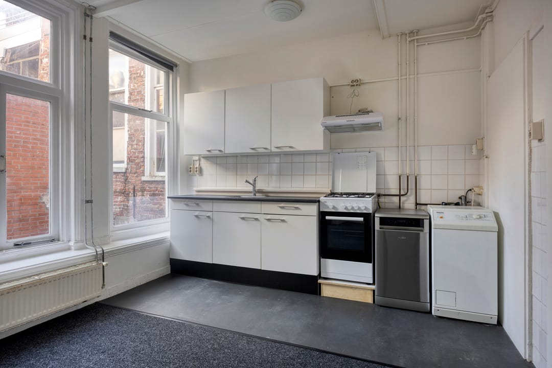 Photo 13 of Oosterstraat 28-A